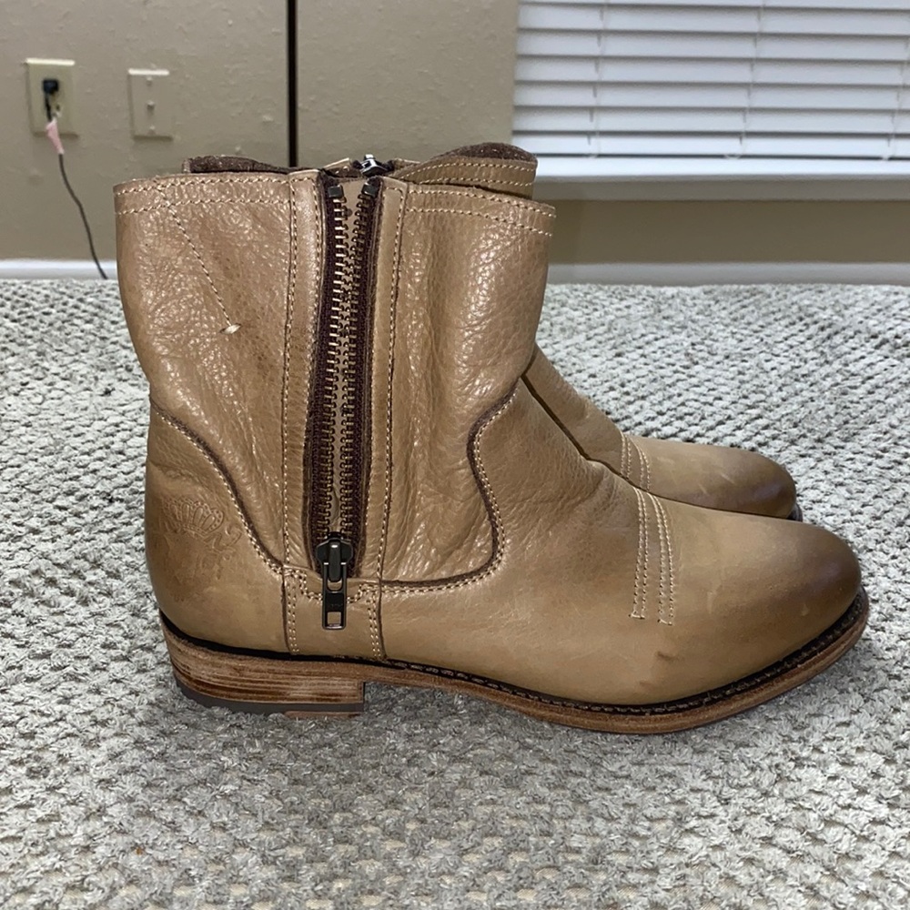 Blackstone Side Zip Leather Boot